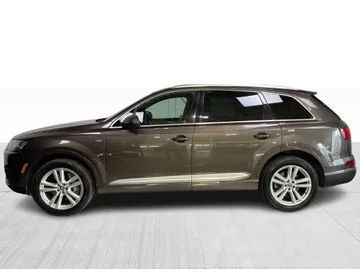 2017 Audi Q7 - image 11
