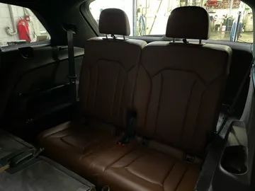 2017 Audi Q7 - image 30