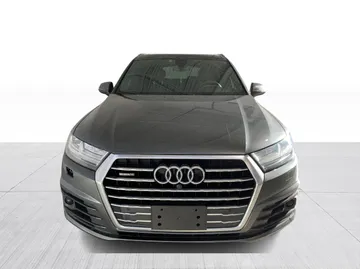 2018 Audi Q7 - image 2
