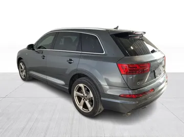 2018 Audi Q7 - image 6