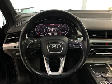 2019 Audi Q7 - image 20