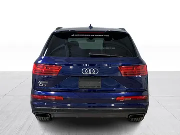 2019 Audi Q7 - image 11