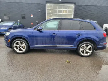 2019 Audi Q7 - image 6