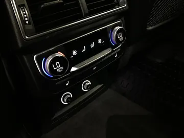 2019 Audi Q7 - image 27