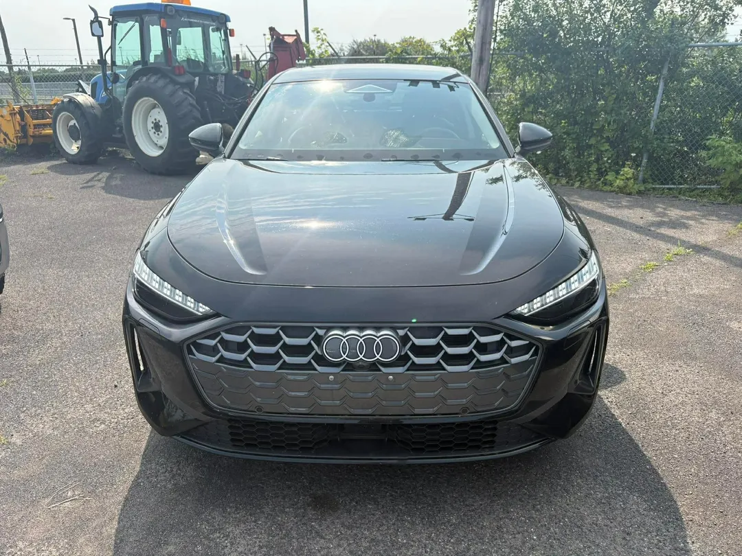 2025 Audi A5 — photo 2