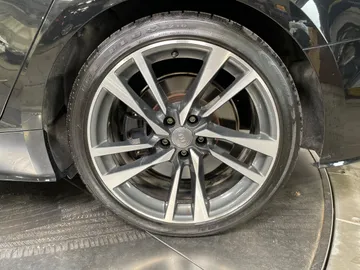 2020 Audi S5 - image 7