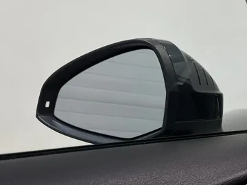 2017 Audi A4 - image 20