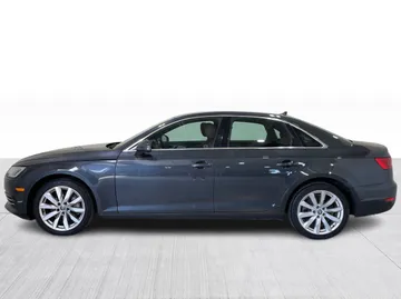 2017 Audi A4 - image 11