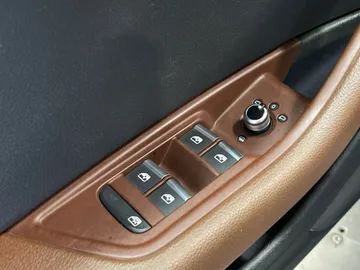 2017 Audi A4 - image 22