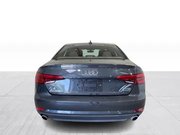 2017 Audi A4 - image 13