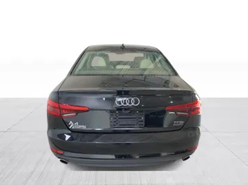 2017 Audi A4 - image 7