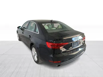 2017 Audi A4 - image 6