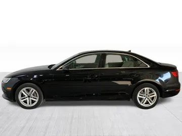 2017 Audi A4 - image 4
