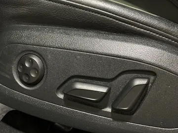 2019 Audi A4 - image 26