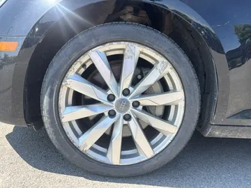 2019 Audi A4 - image 7