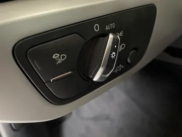 2019 Audi A4 Sedan - image 20