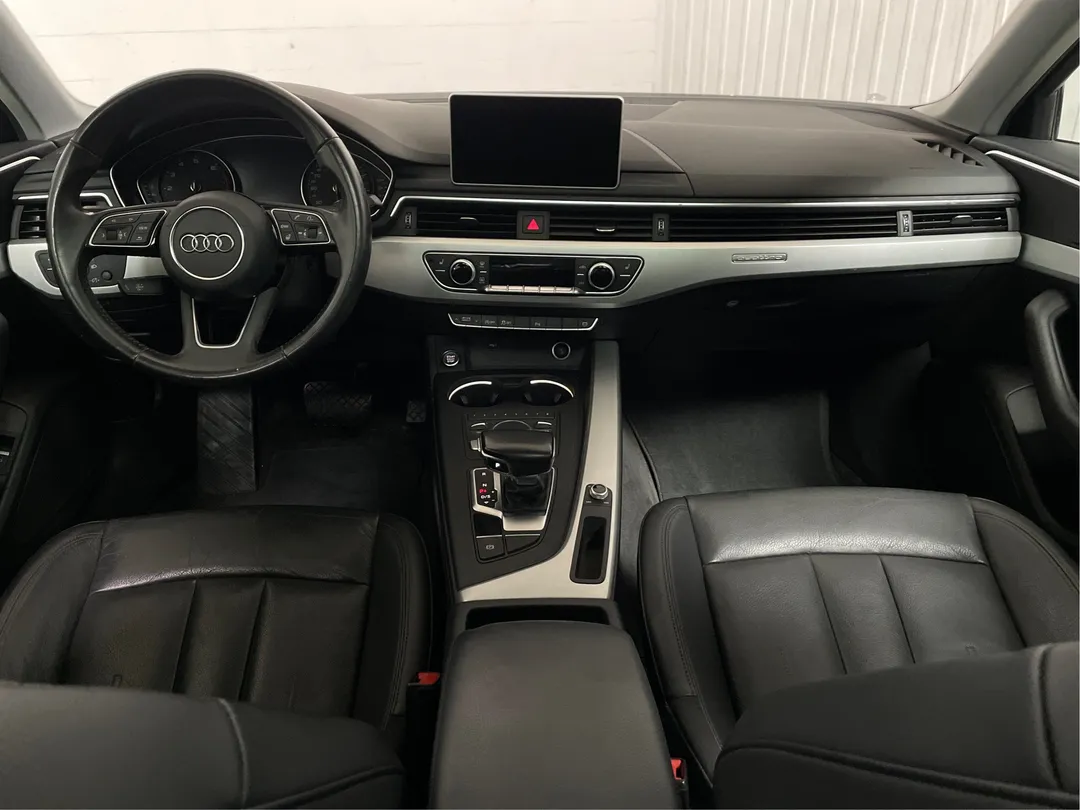 2018 Audi A4 Sedan — photo 4