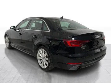 2018 Audi A4 Sedan - image 12