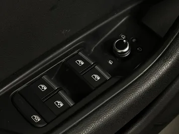 2018 Audi A4 Sedan - image 22