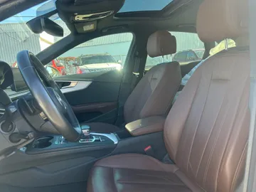 2019 Audi A4 Sedan - image 6