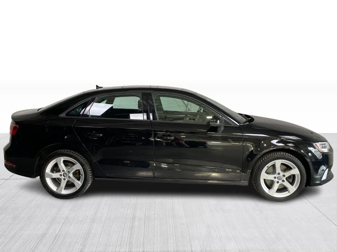 Audi A3 Sedan 2019 à vendre - photo 2