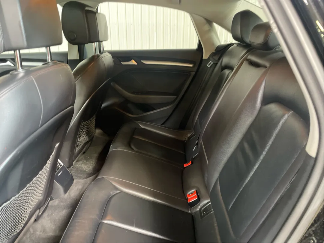 2016 Audi A3 4dr Sdn quattro 2.0T Komfort, photo 10