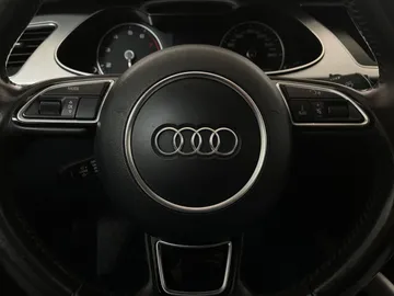 2016 Audi A4 - image 17
