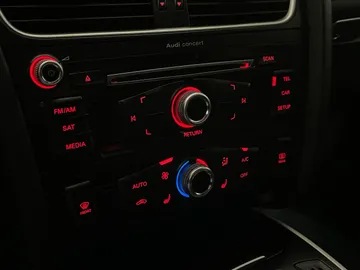 2016 Audi A4 - image 23