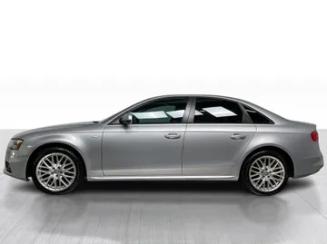 2016 Audi A4 - image 10