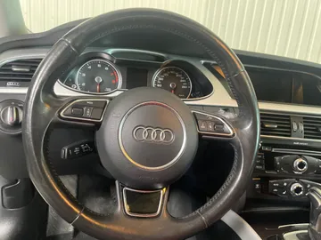 2016 Audi A4 - image 18