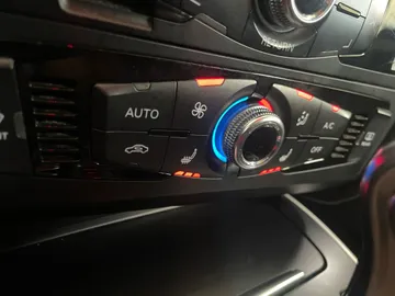 2016 Audi A4 - image 21