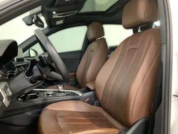2018 Audi A4 Sedan - image 10