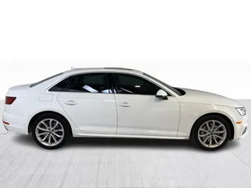 2018 Audi A4 Sedan - image 9