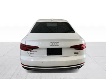 2018 Audi A4 Sedan - image 7