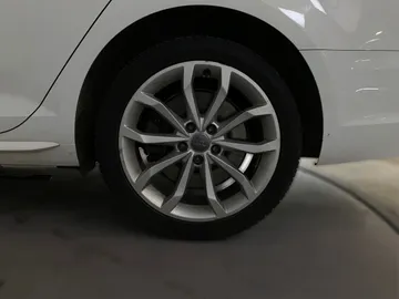2018 Audi A4 Sedan - image 19