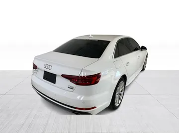 2018 Audi A4 Sedan - image 8