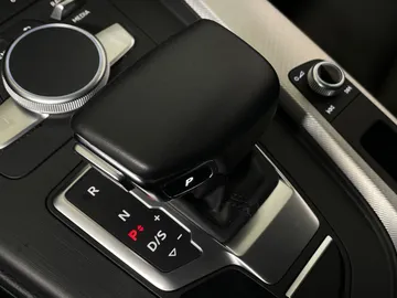 2018 Audi A4 - image 31