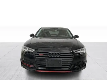 2018 Audi A4 - image 9