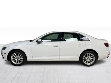 2017 Audi A4 - image 4