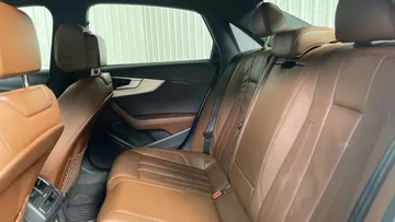2017 Audi A4 - image 12