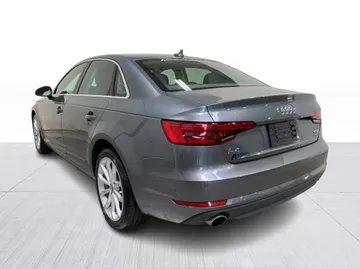 2017 Audi A4 - image 12