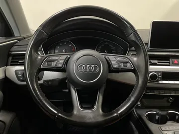 2017 Audi A4 - image 26