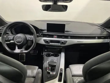 2018 Audi S5 - image 4