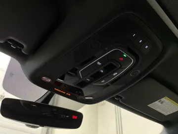 2018 Audi S5 - image 17