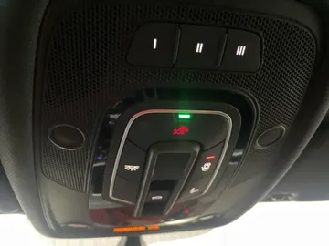2018 Audi A4 - image 16