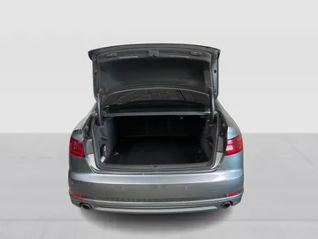 2018 Audi A4 - image 13