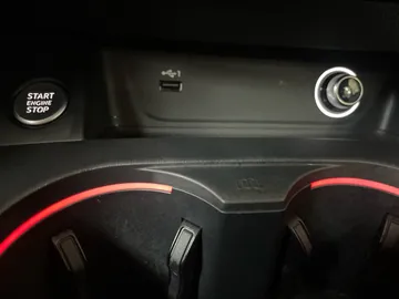 2018 Audi A4 - image 30
