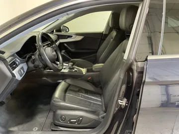 2018 Audi A5 Sportback - image 3