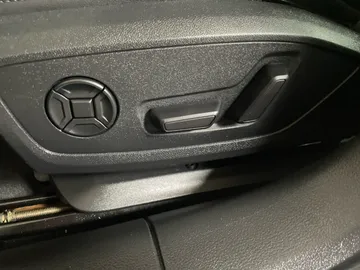 2022 Audi A6 - image 21