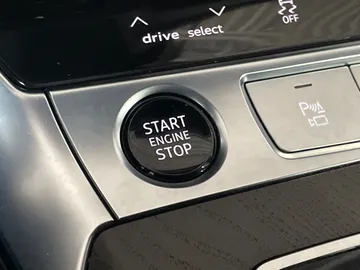 2022 Audi A6 - image 26
